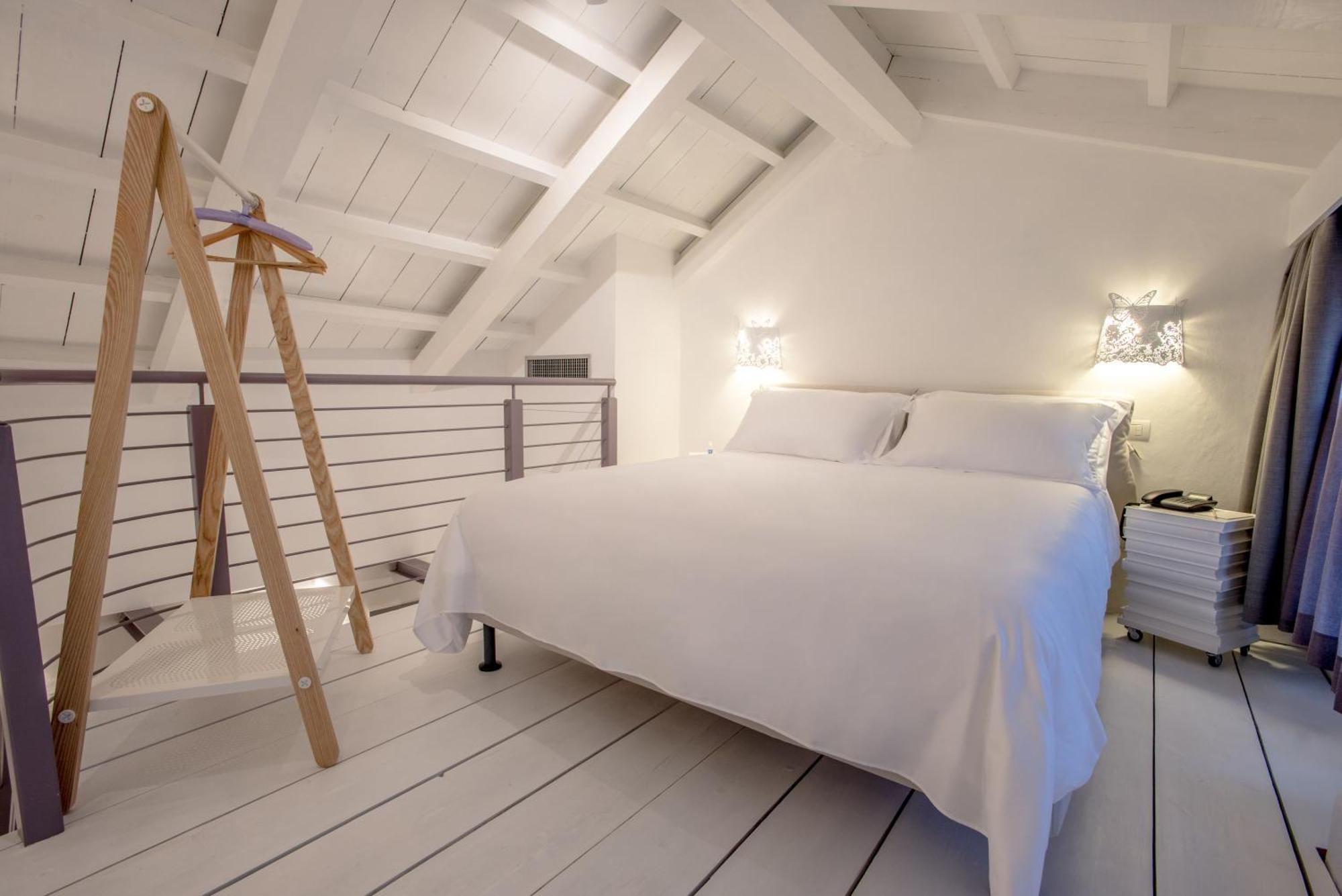 Uve Rooms & Wine Bar La Morra Εξωτερικό φωτογραφία
