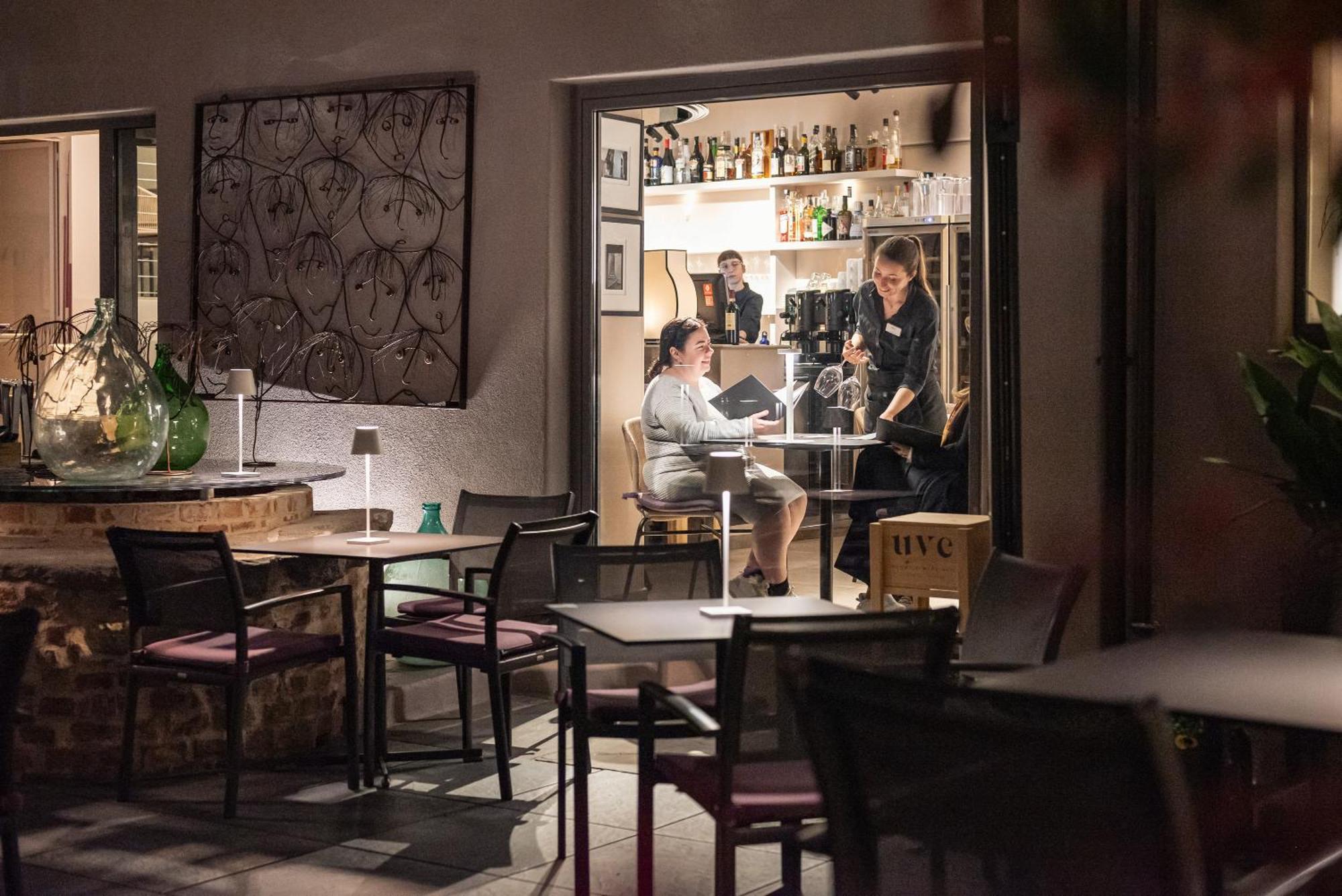 Uve Rooms & Wine Bar La Morra Εξωτερικό φωτογραφία