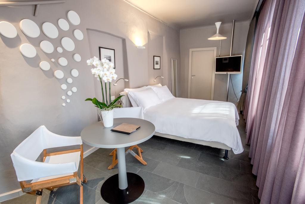 Uve Rooms & Wine Bar La Morra Εξωτερικό φωτογραφία
