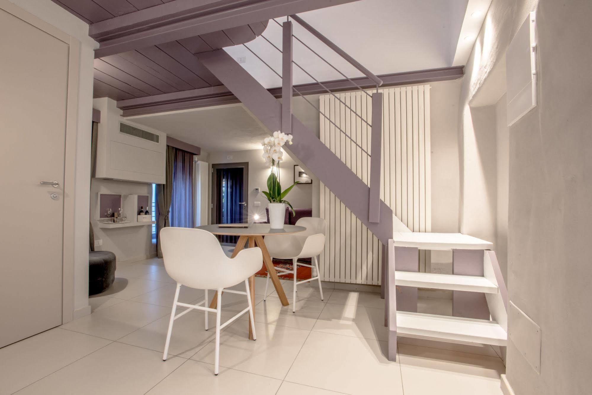 Uve Rooms & Wine Bar La Morra Εξωτερικό φωτογραφία